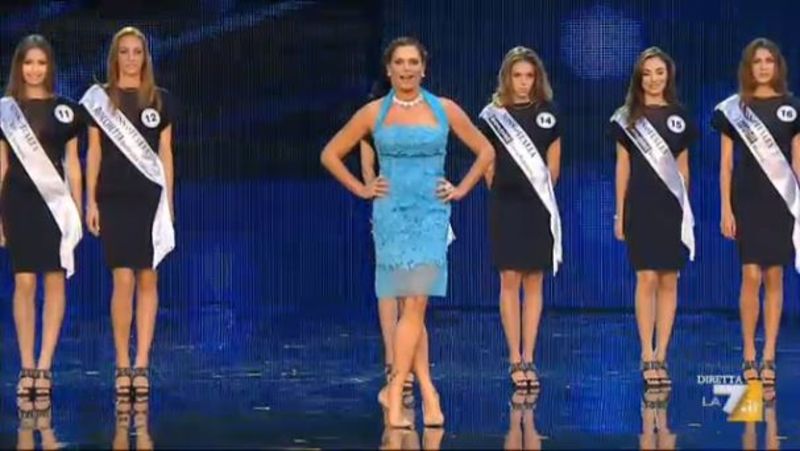 MissItalia-SimonaVentura e le ragazze